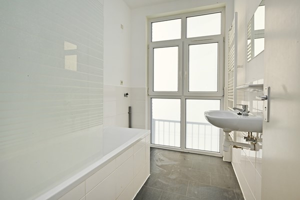 Medium property photo - Loosdrechtsestraat 22, 2574 PM Den Haag